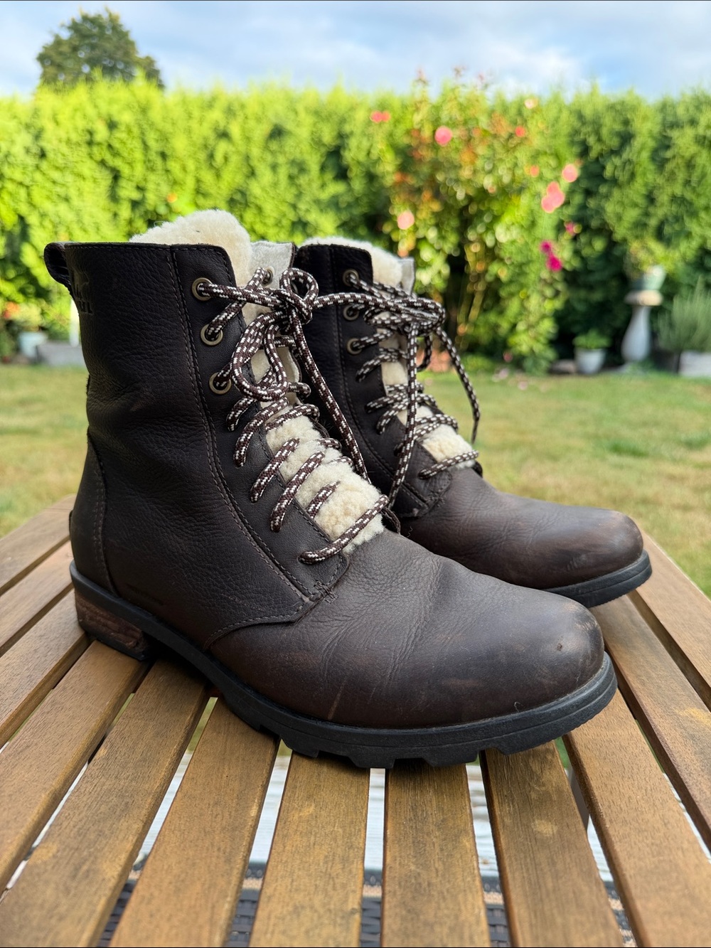 Sorel Emelie Brown Lace-Up Boots with Cream Sherpa Trim